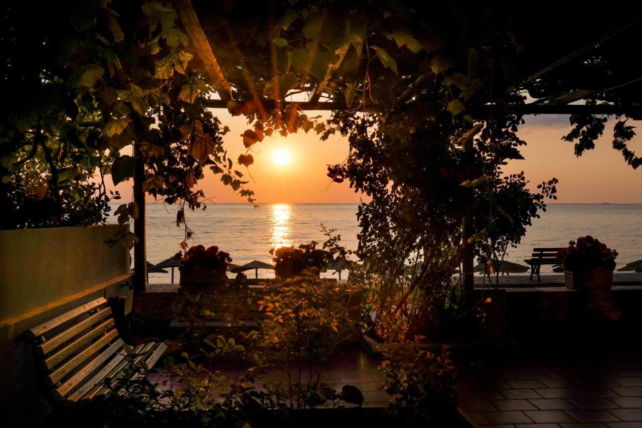 Kenta Beach Hotel Agios Ioannis  外观 照片
